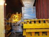 QTF3-20 block making machine loaded into container